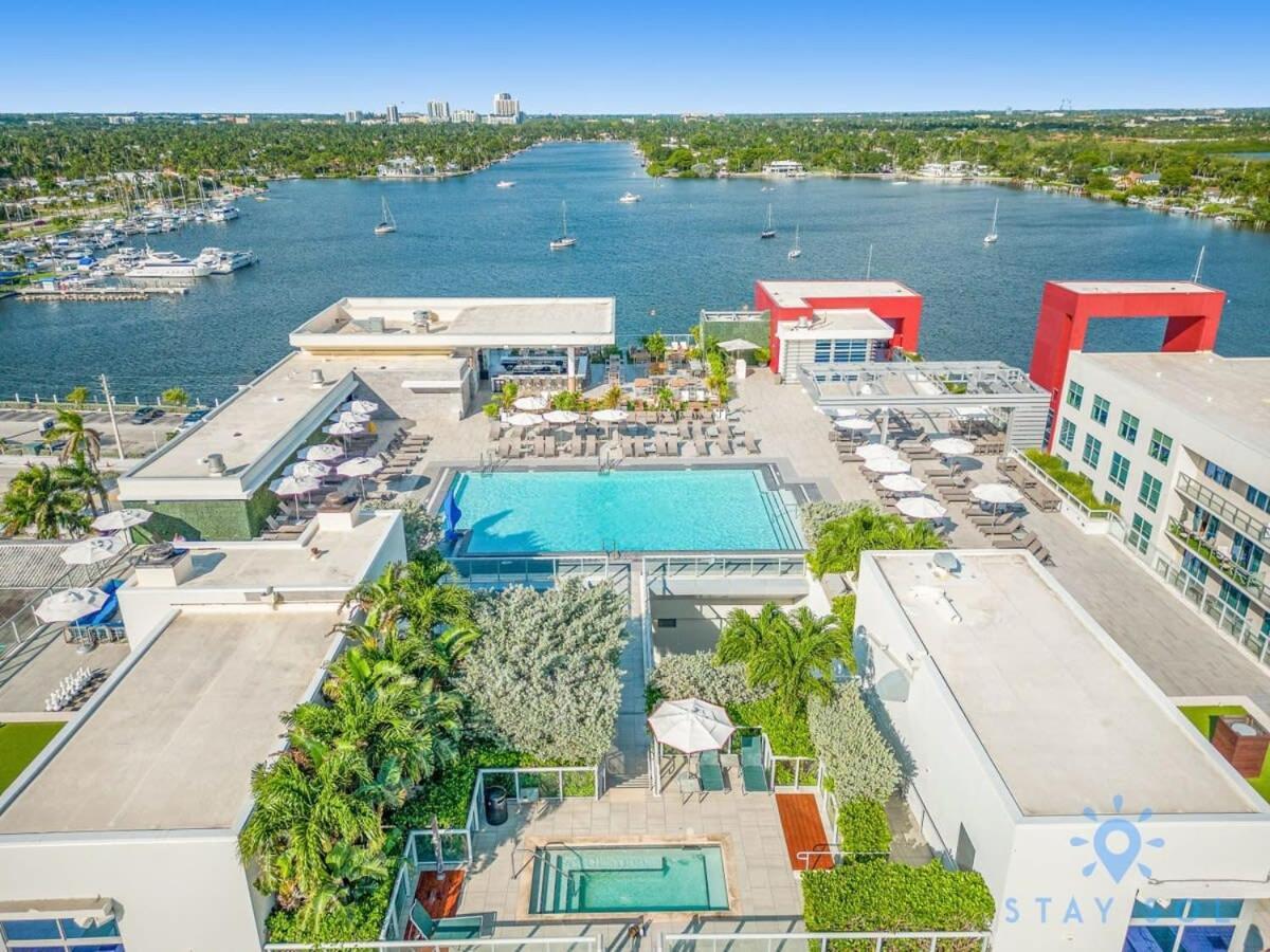 Apartment With Bay View Balcony - Pool - Up To 6 - Gym Hollywood Eksteriør bilde