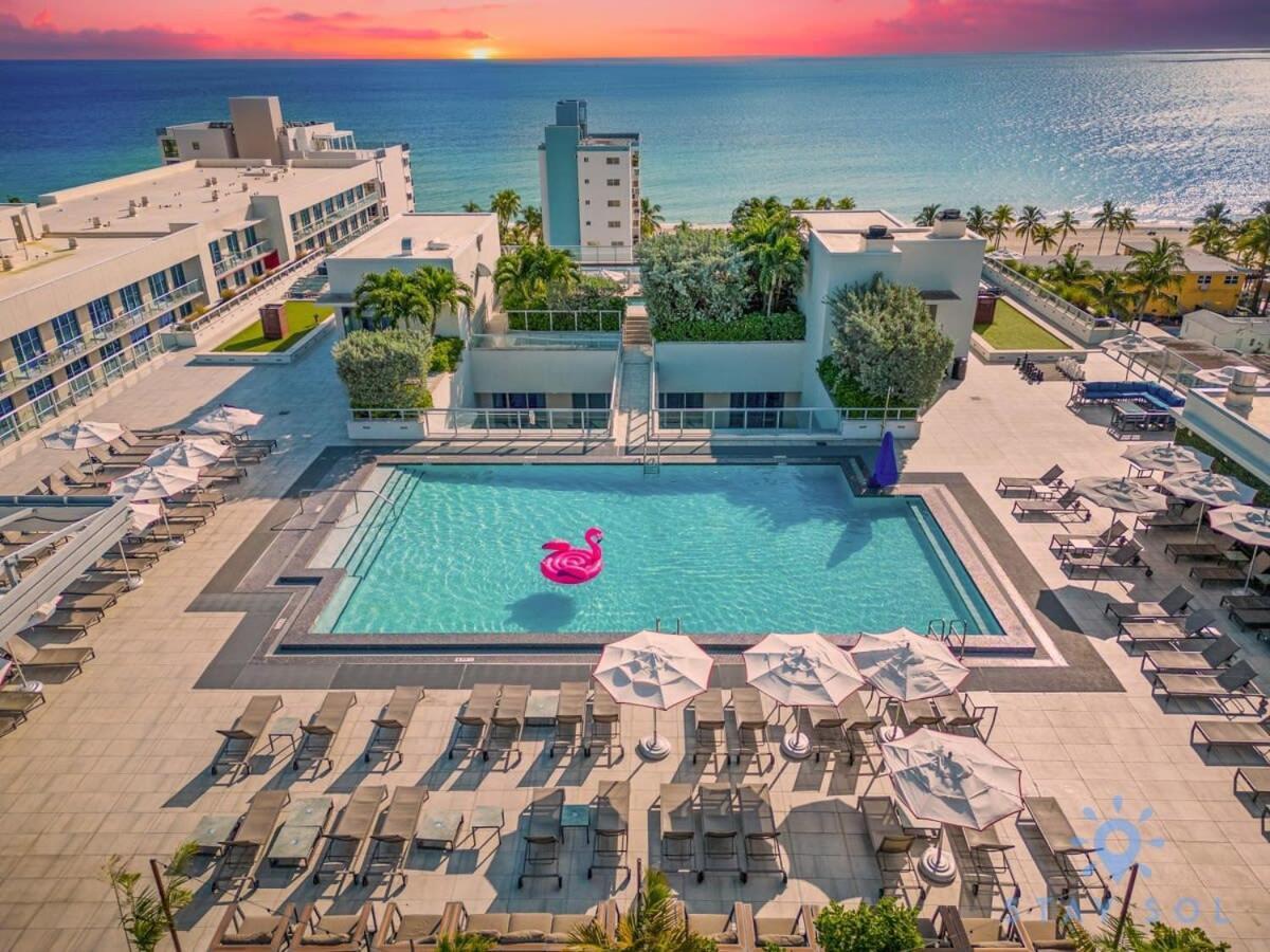 Apartment With Bay View Balcony - Pool - Up To 6 - Gym Hollywood Eksteriør bilde