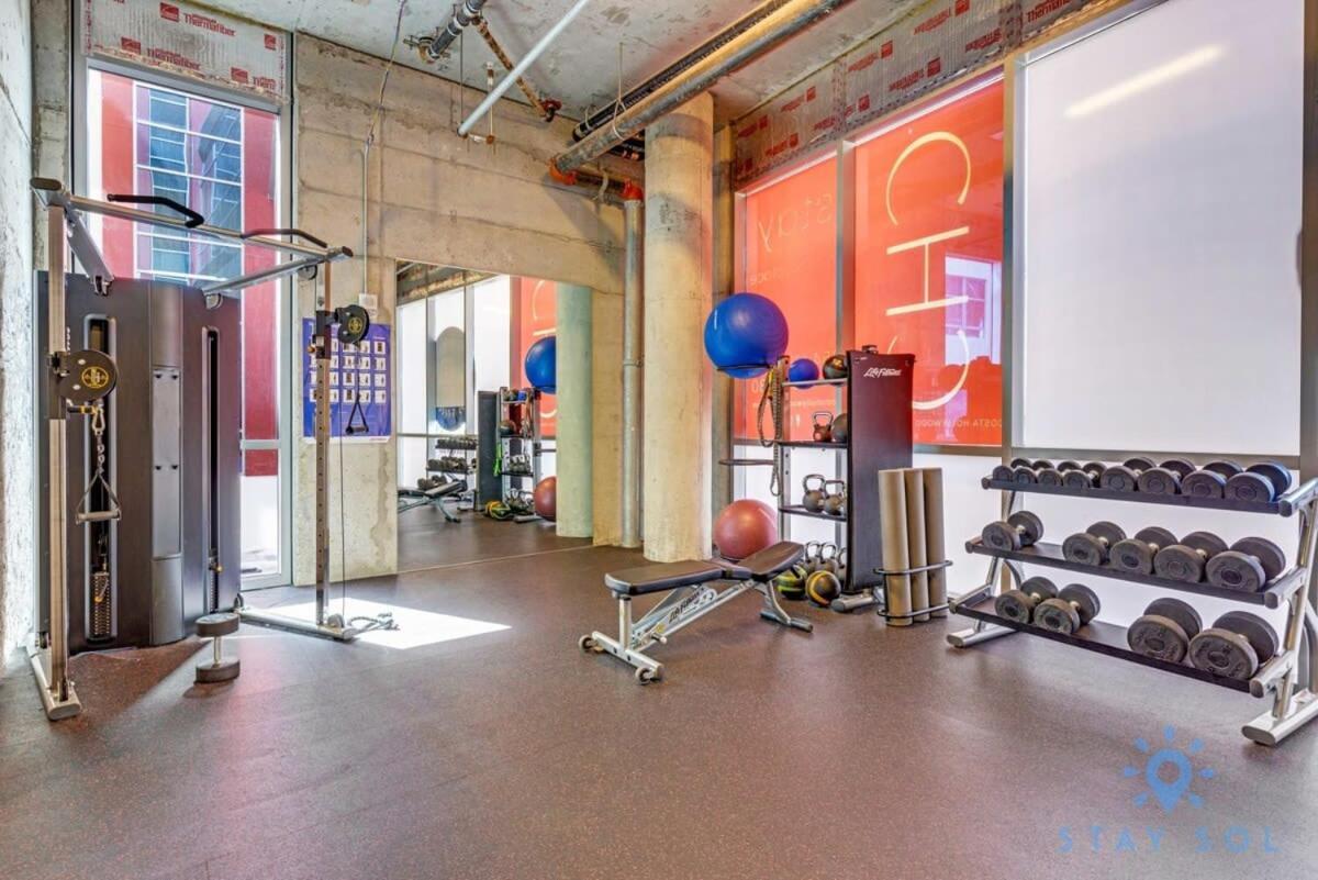 Apartment With Bay View Balcony - Pool - Up To 6 - Gym Hollywood Eksteriør bilde