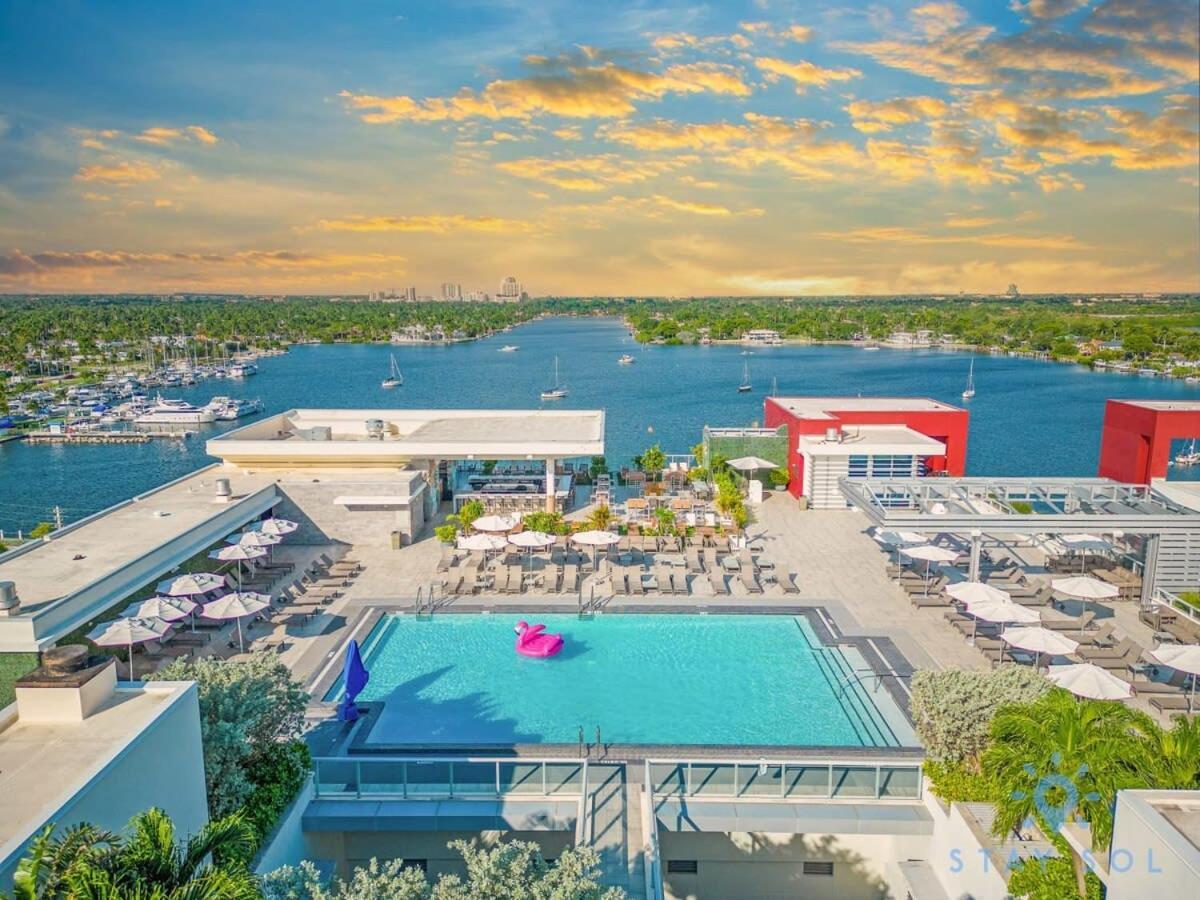 Apartment With Bay View Balcony - Pool - Up To 6 - Gym Hollywood Eksteriør bilde
