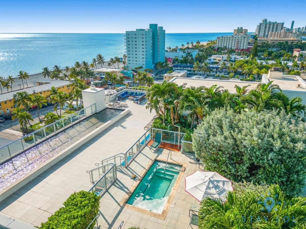 Apartment With Bay View Balcony - Pool - Up To 6 - Gym Hollywood Eksteriør bilde