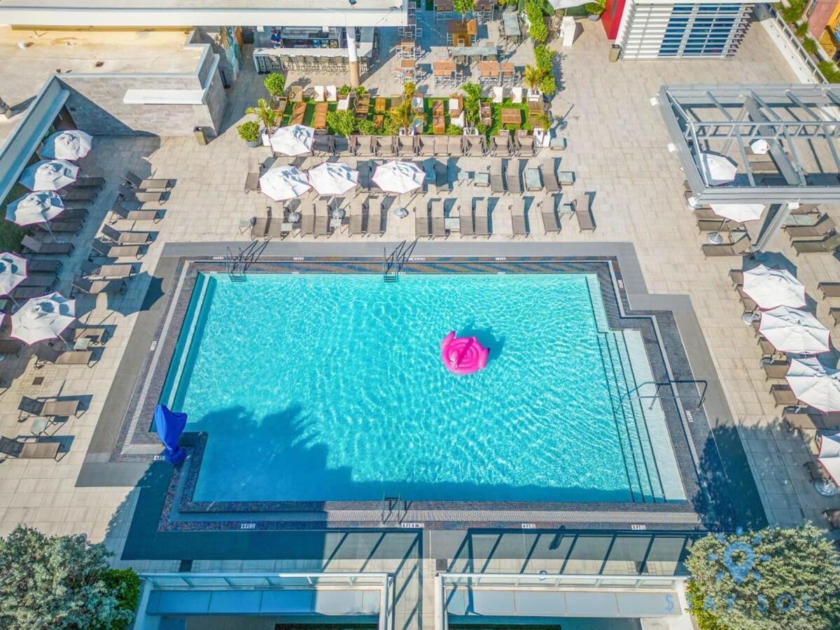 Apartment With Bay View Balcony - Pool - Up To 6 - Gym Hollywood Eksteriør bilde