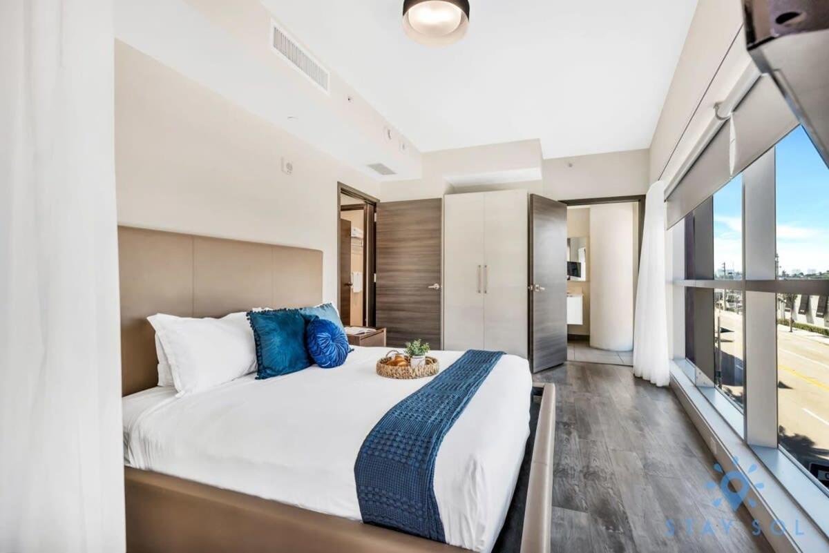 Apartment With Bay View Balcony - Pool - Up To 6 - Gym Hollywood Eksteriør bilde