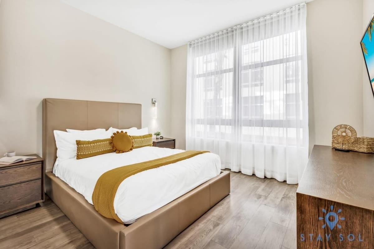 Apartment With Bay View Balcony - Pool - Up To 6 - Gym Hollywood Eksteriør bilde