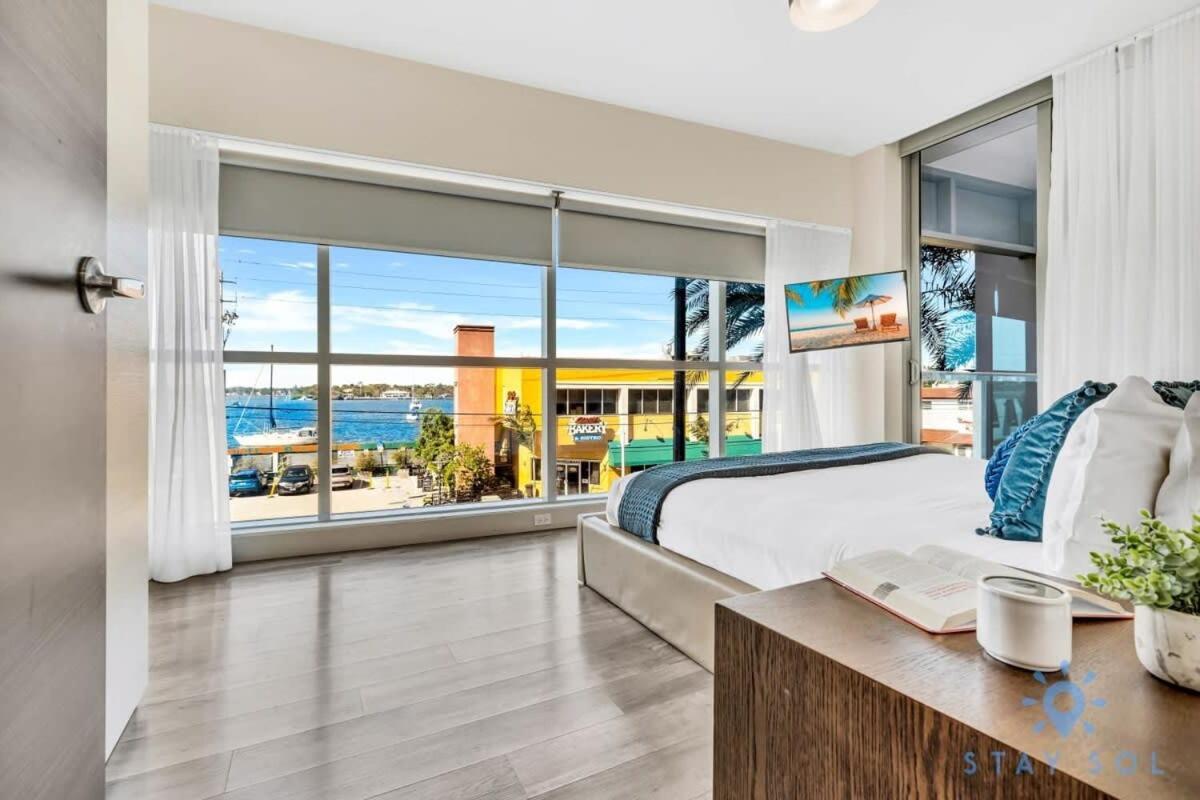 Apartment With Bay View Balcony - Pool - Up To 6 - Gym Hollywood Eksteriør bilde