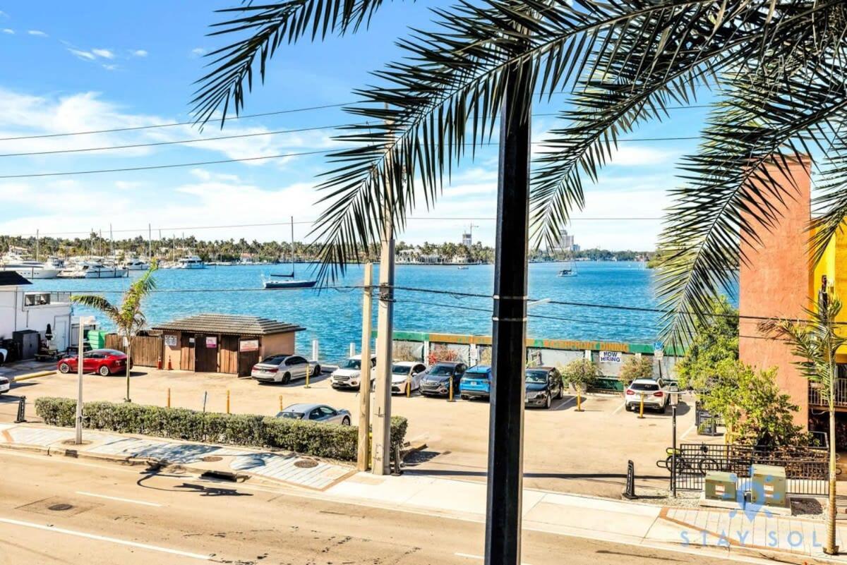 Apartment With Bay View Balcony - Pool - Up To 6 - Gym Hollywood Eksteriør bilde