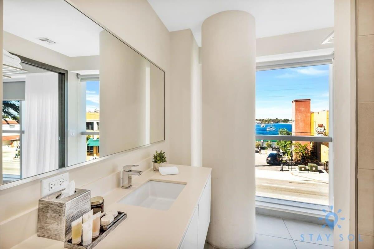 Apartment With Bay View Balcony - Pool - Up To 6 - Gym Hollywood Eksteriør bilde
